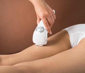 woman getting needle fat removal treatment